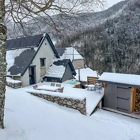 Le Rene-sens, 5p Avec Bain Nordique, Piscine Et Vue Pyrenees Σαλέ *
