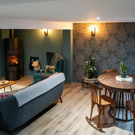 シャレー Le Rene-sens - 5 Pers - Grande Terrasse - Bain Nordique - Piscine