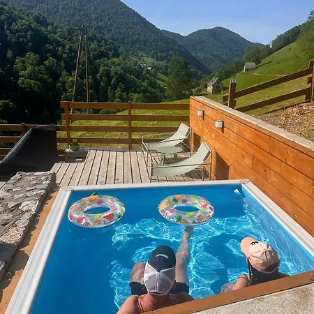 Rénové - 5 Pers - Grande Terrasse - Bain Nordique à Jets - Piscine * Boutx