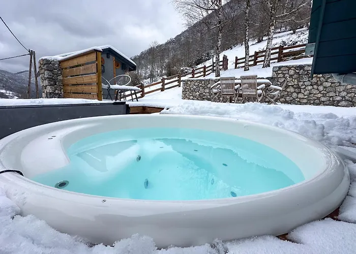 Chalet Le Rene-sens - 5 Pers - Grande Terrasse - Bain Nordique - Piscine Boutx